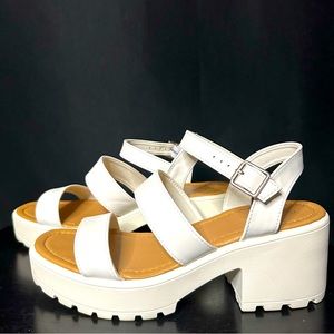 Amazon 10 Sandals